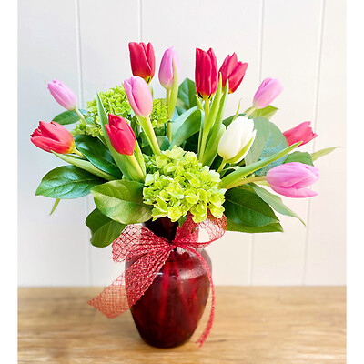 TULIPS &amp; HYDRANGEA&#039;S